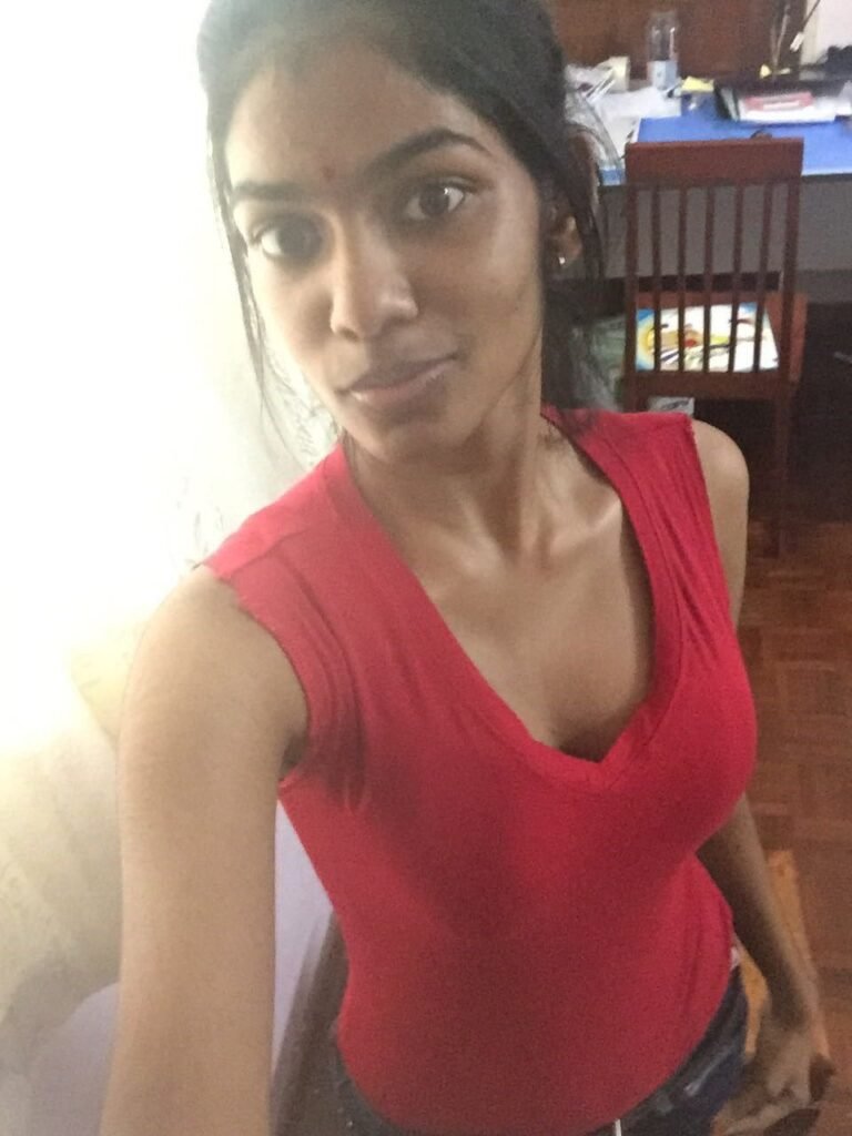 Sexy Lankan Girl Hard Fucked