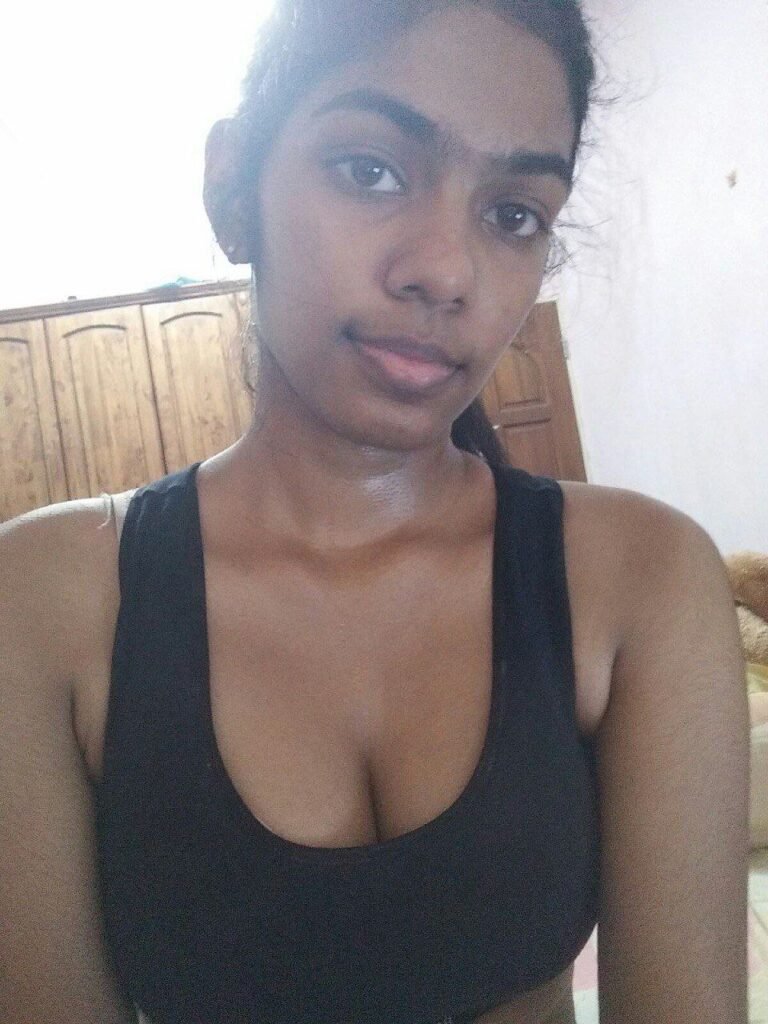 Sexy Lankan Girl Hard Fucked