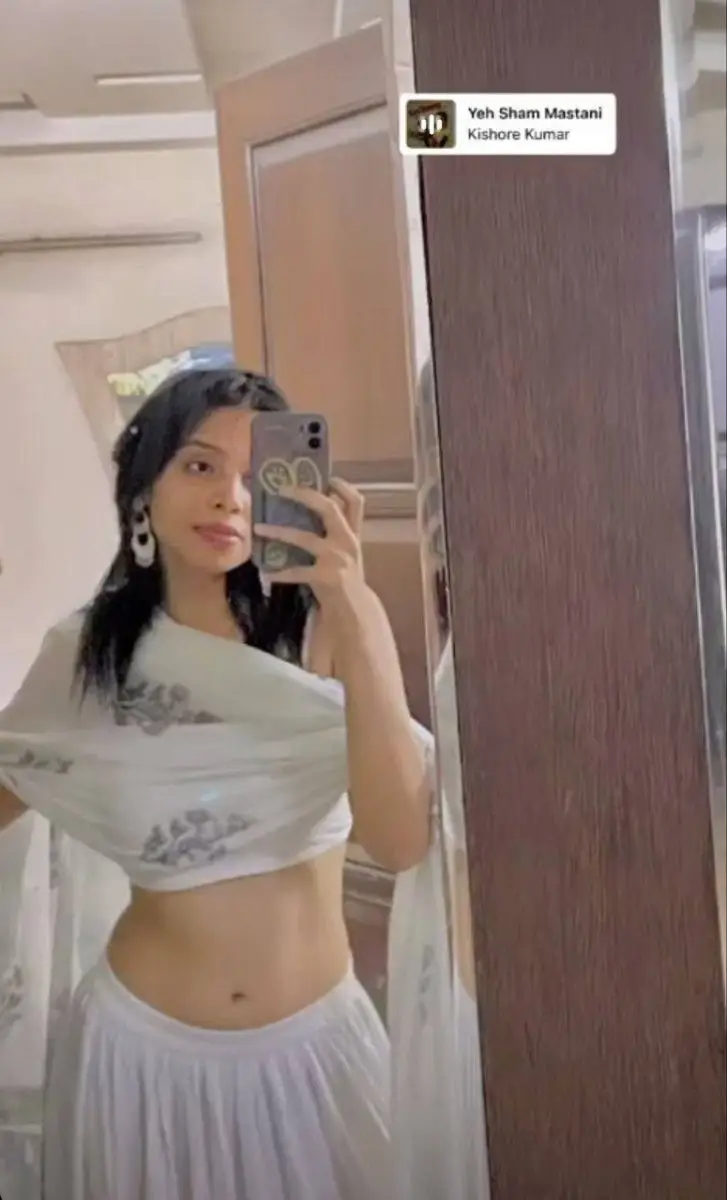 Cute Snapchat Babe Sanjana Nude Teasing