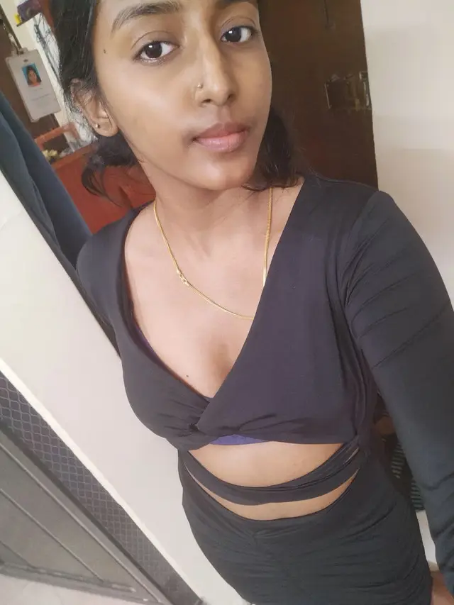 Sexy Tamil Girl