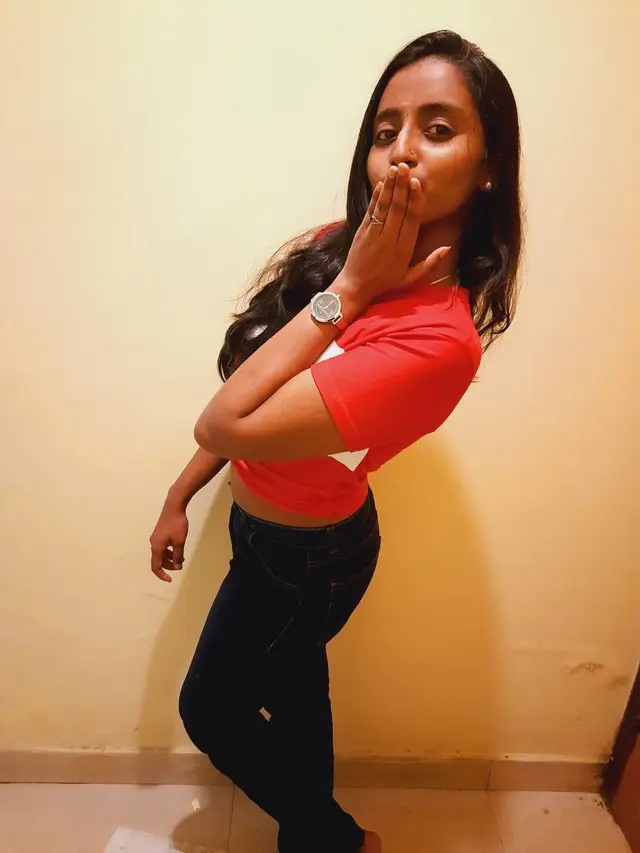 Sexy Tamil Girl