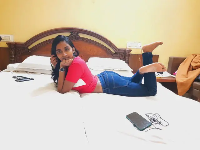 Sexy Tamil Girl