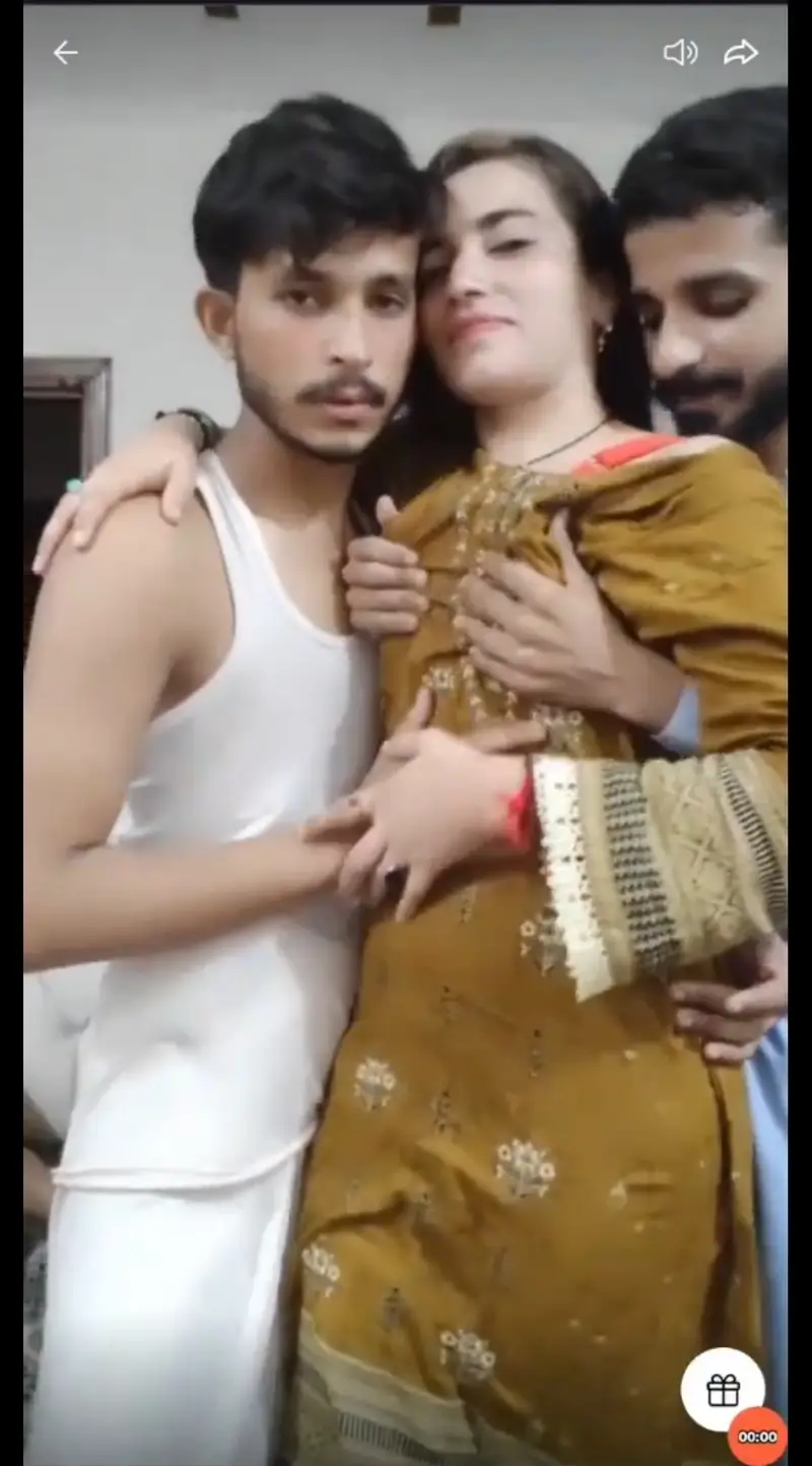 Young Paki Girl with 2 Friends Smooching on Tango Live show