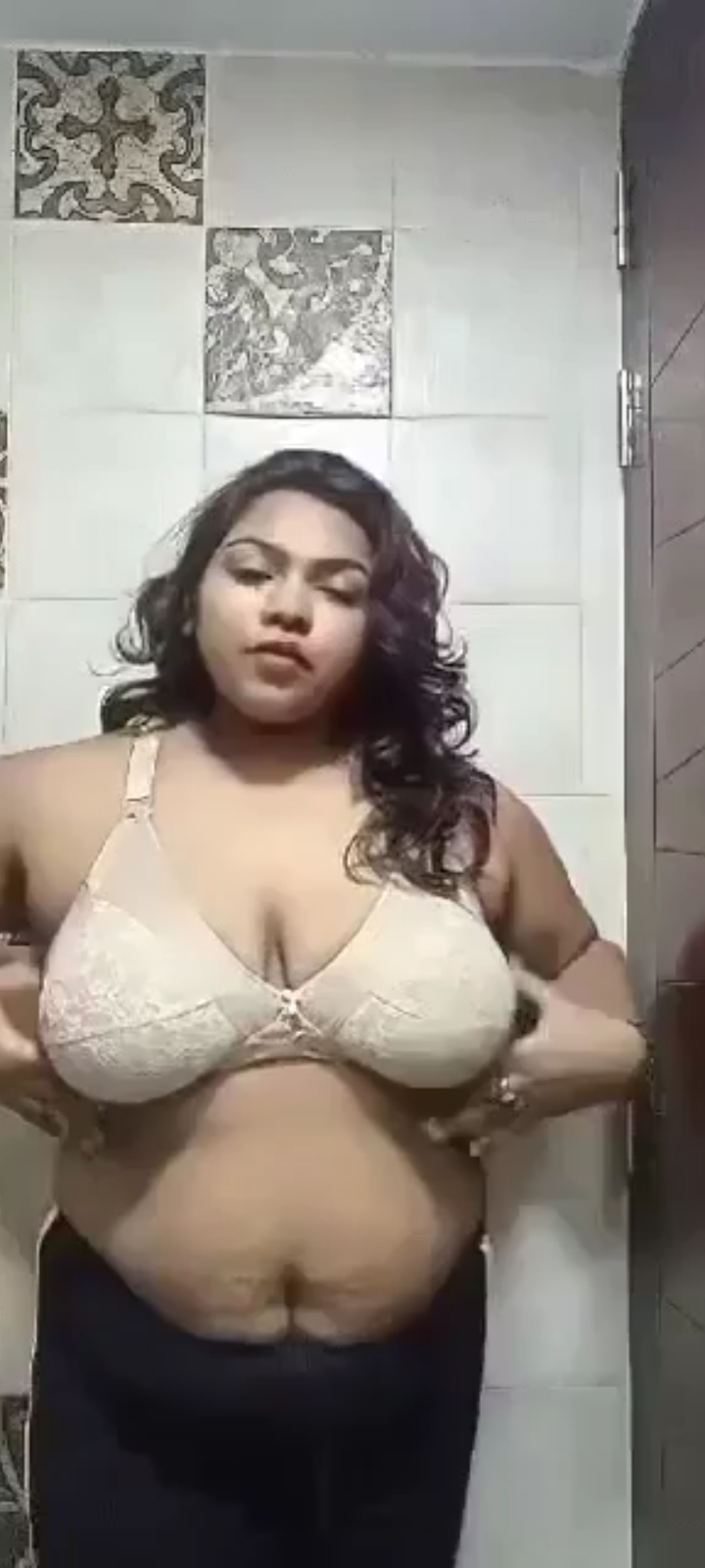 Bbw Tanker Gf Showing And Fingering