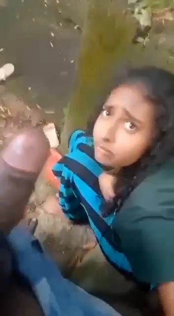 Cute Mallu Girl First Time Sucking Boyfriend Dick Outdoor