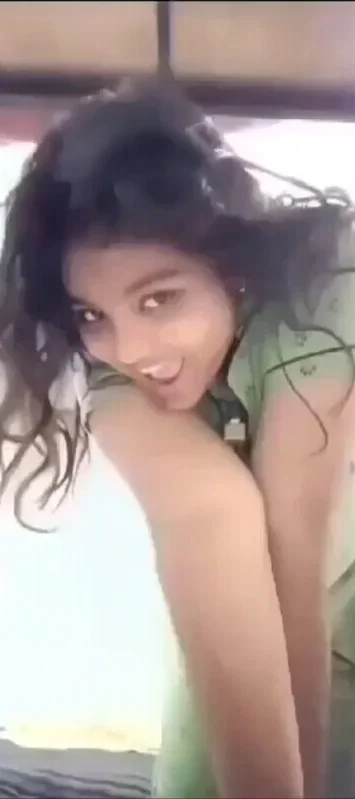 Desi Girl Fingering in Hostel